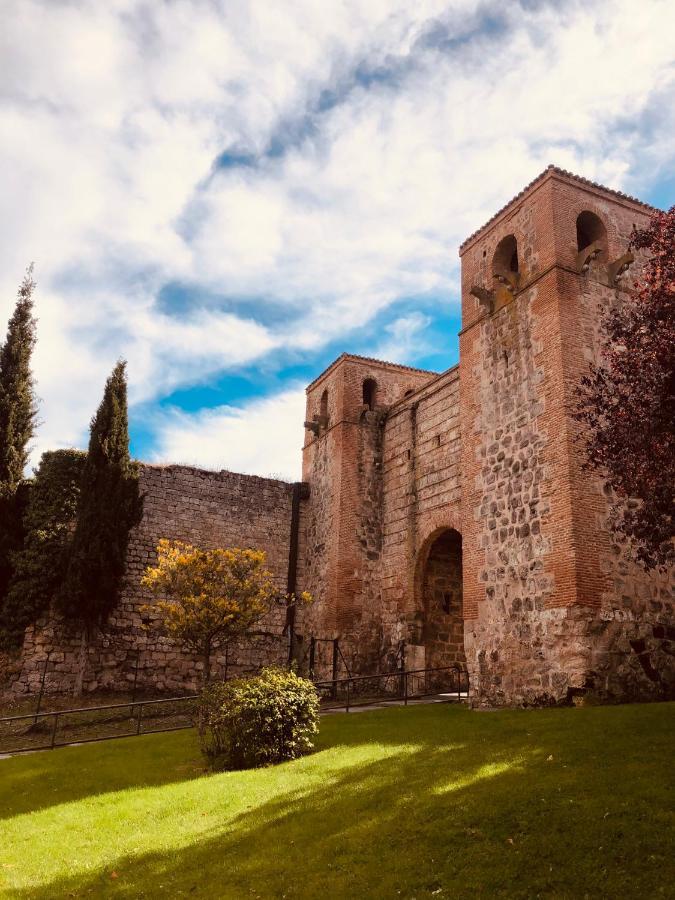 El Capricho Del Arco_Apartamentos Burgos Catedral Ngoại thất bức ảnh