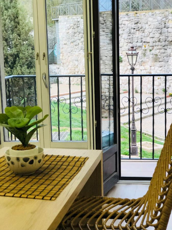 El Capricho Del Arco_Apartamentos Burgos Catedral Ngoại thất bức ảnh